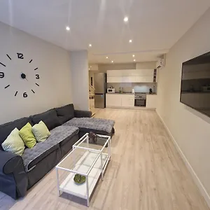 Appartamento Barcelona Duplex De 3, L'Hospitalet de Llobregat